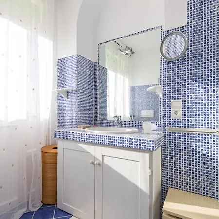 Rocky - Luxury 3br In Liberty Villa.pool,garden,wifi *